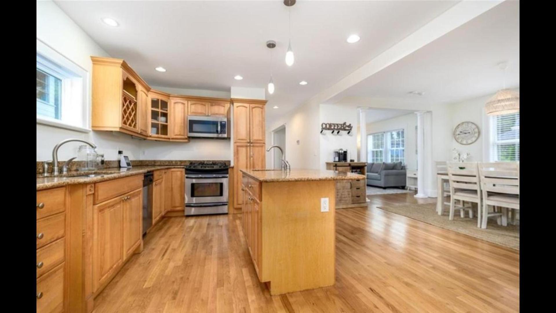Black Rock Home - 4 Bed - Jacuzzi Bath - Beach Bridgeport Exterior foto