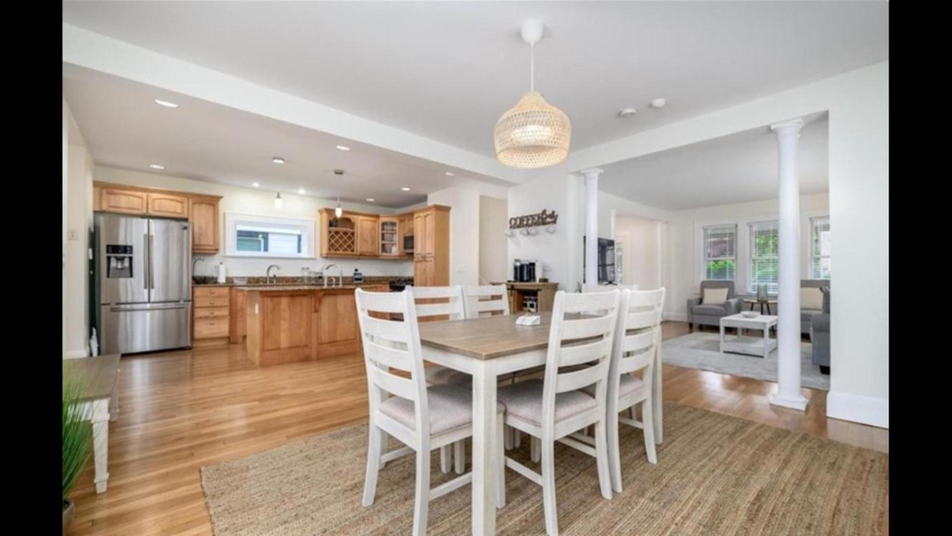 Black Rock Home - 4 Bed - Jacuzzi Bath - Beach Bridgeport Exterior foto